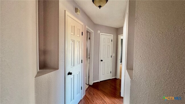 Building Photo - 5502 Golden Dr