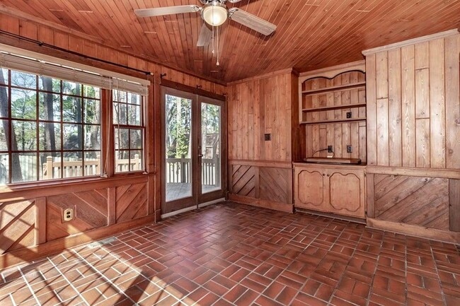 Building Photo - 4083 Amherst Way