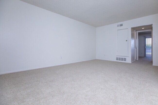 Building Photo - Belinda Apartment Homes