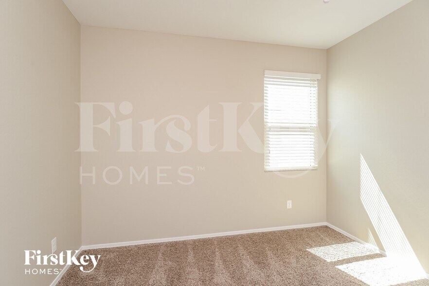 Building Photo - 28335 N Chalcocite St