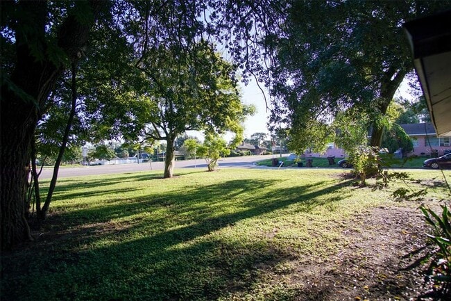 Building Photo - 508 S 8th St