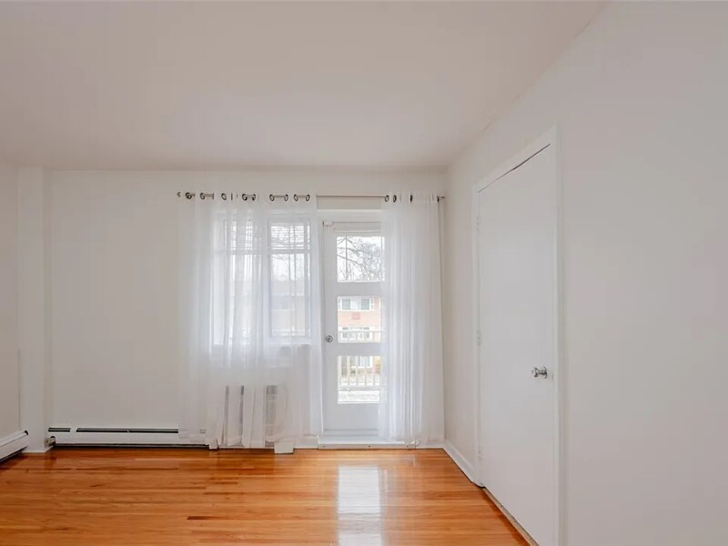 Building Photo - 2456 East Ave