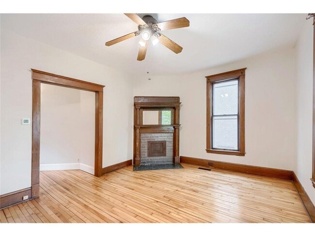 Building Photo - 1509 NE 18th Ave