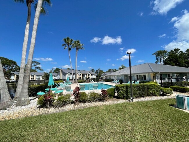 Building Photo - 2Bed/2Bath in the heart of Daytona Beach w/tons of amenities included in rent!