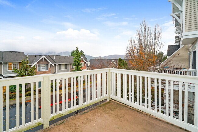 Building Photo - 23120 SE Black Nugget Rd