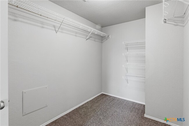 Building Photo - 25513 Gold Yarrow