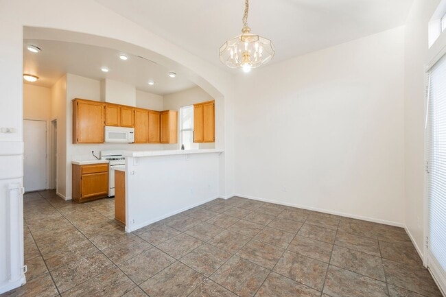 Building Photo - Honey, I’m Home! This Lovely 3 Bedroom, Two-Story Home Is Located In Summerlin.