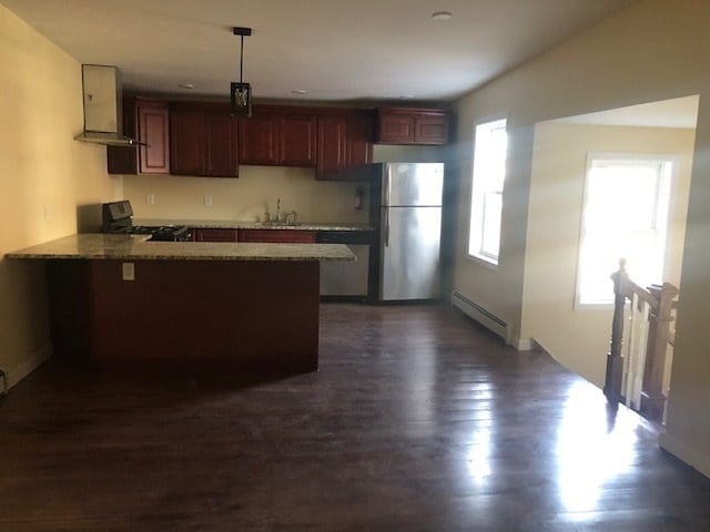kitchen - 74 Sussex Ave
