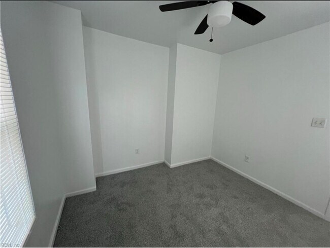 Building Photo - 1531 Vine St