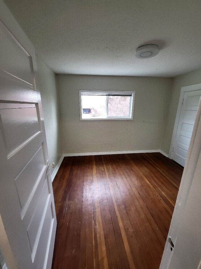 Building Photo - STATUS: AVAILABLE  | R98C | $2095.00