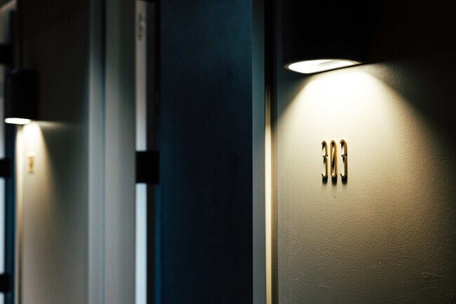 Building Photo - 1911 3rd Ave N