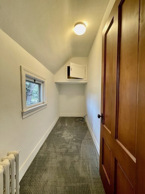 Building Photo - 182 Pine St