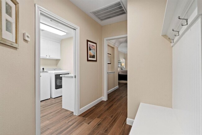 Building Photo - 4818 Rachelle Ct
