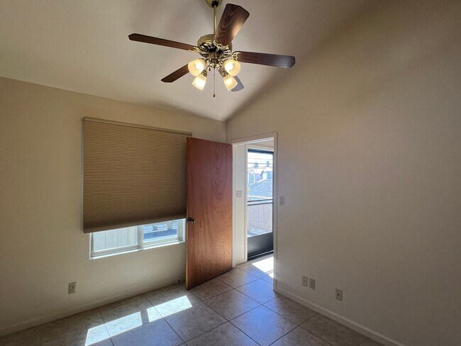 Building Photo - LSSCH780