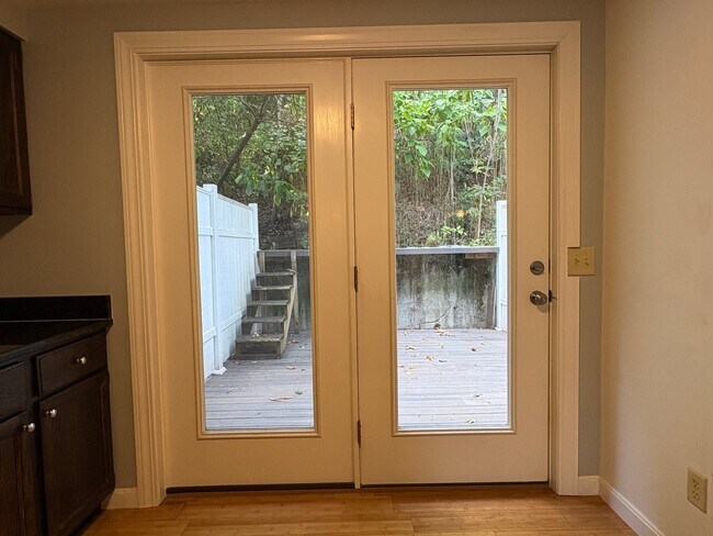 Building Photo - 35a Chilmark St