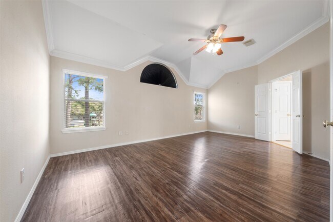 Building Photo - 17102 Mountain Crest Dr