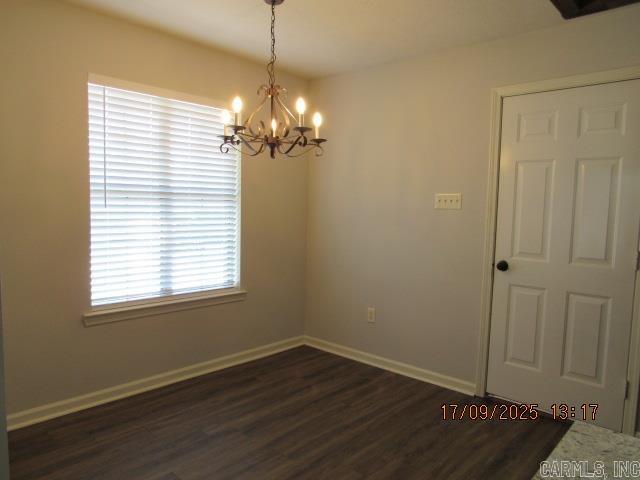 Building Photo - 1320 Pyramid Dr