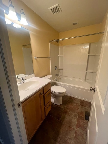 Building Photo - 409 Marshall Heights Dr
