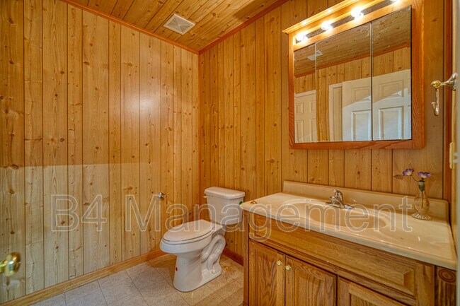 Building Photo - 336 Dancing Water Dr