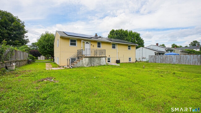 Building Photo - 870 Woodtick Rd