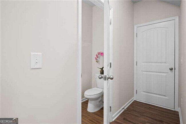 Building Photo - 284 Whitetail Cir