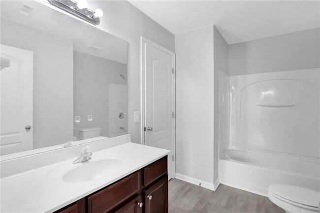 Building Photo - 374 Guibor Ct