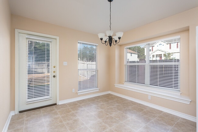 Building Photo - Corner Lot In Stone Oak Area