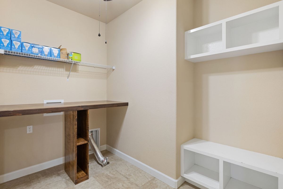 Building Photo - 7563 Bigtooth Maple Dr