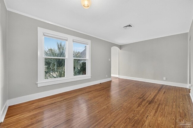 Building Photo - 1410 W Gregory St