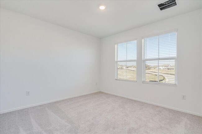 Building Photo - 238 Dreyer