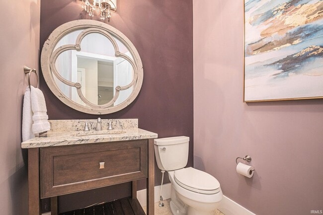 Building Photo - 112 S Niles Ave