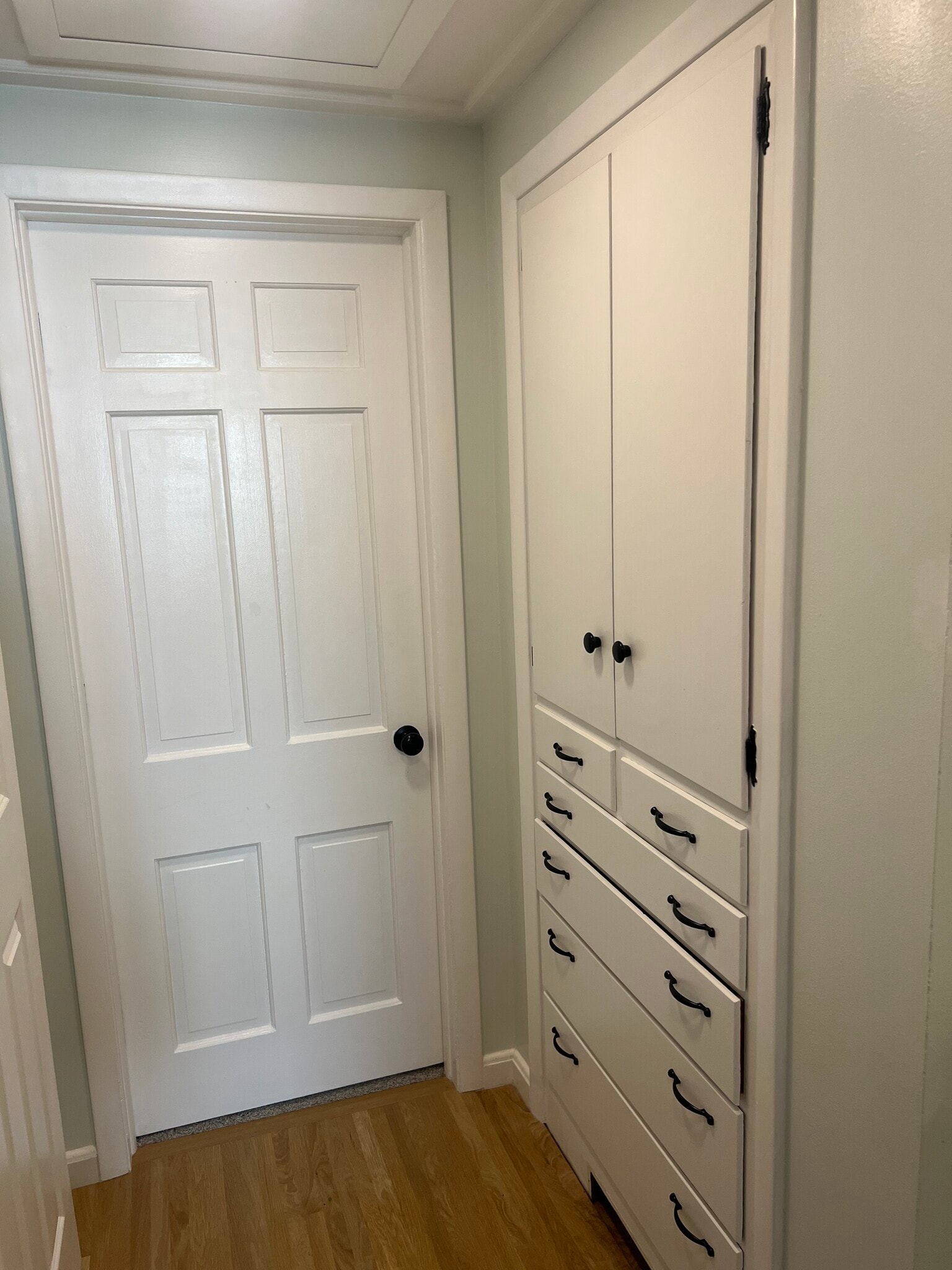 Upstairs linen closet - 2116 Vine St