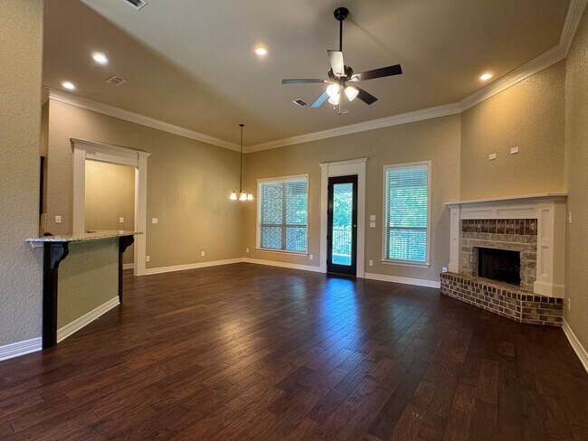 Building Photo - 11248 Fox Trail