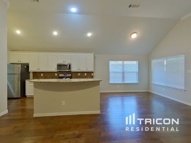 Building Photo - 7432 Durness Dr