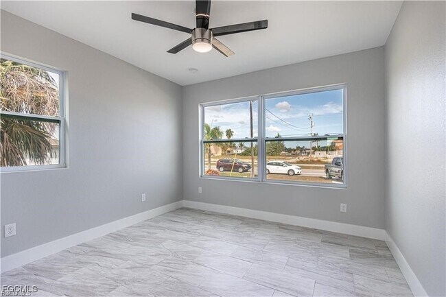 Building Photo - 3820 Embers Pkwy W