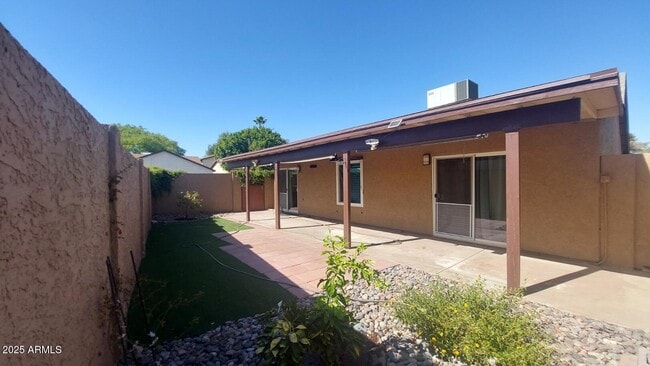 Building Photo - 14076 N 26th Ave