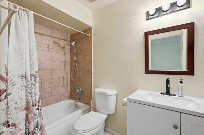 Building Photo - 4731 W Paradise Ln