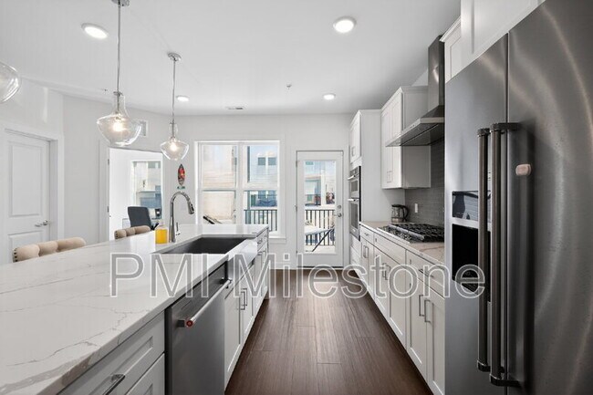 Building Photo - 16162 Frederick Rd