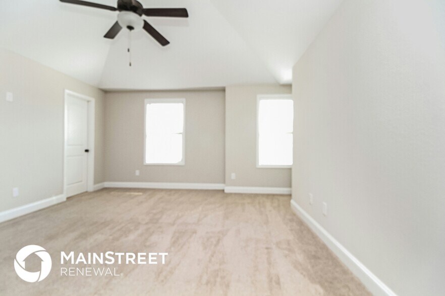 Building Photo - 1237 Catawba Way