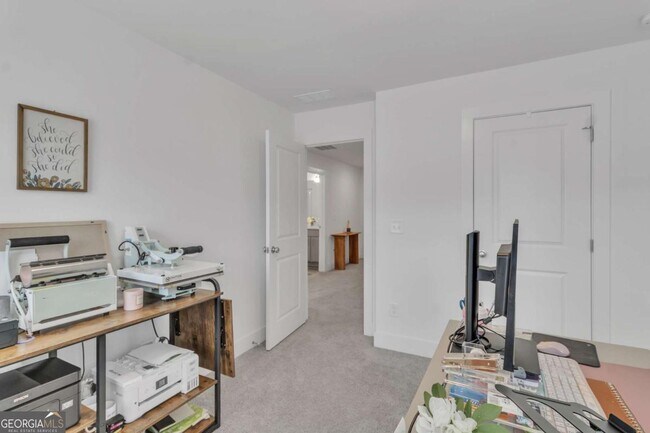 Building Photo - 7689 Baron Rd