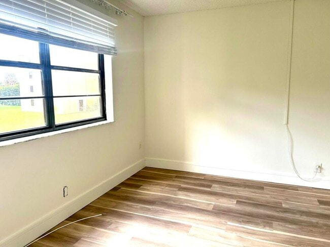 Building Photo - 9370 SW 8th St