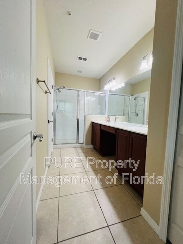 Building Photo - 8317 Bella Vida Cir