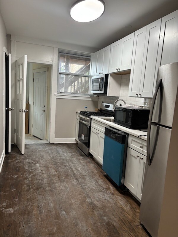 Building Photo - 4648 N Paulina St