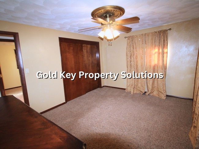 Building Photo - ALEXANDRIA 3 BR 2 FULL BA House in Beautiful Country Setting NO PETS (NO SECTION 8)