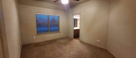 Building Photo - 1110 Avendale Dr