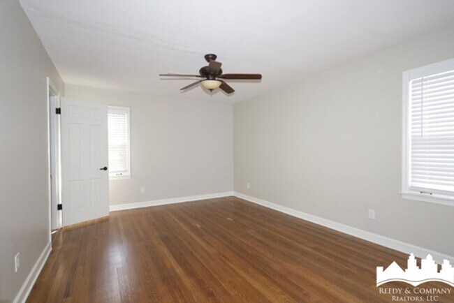 Building Photo - 1264 Yorkshire Dr