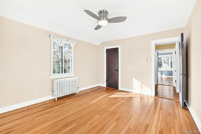 Building Photo - 5 Seymour Pl