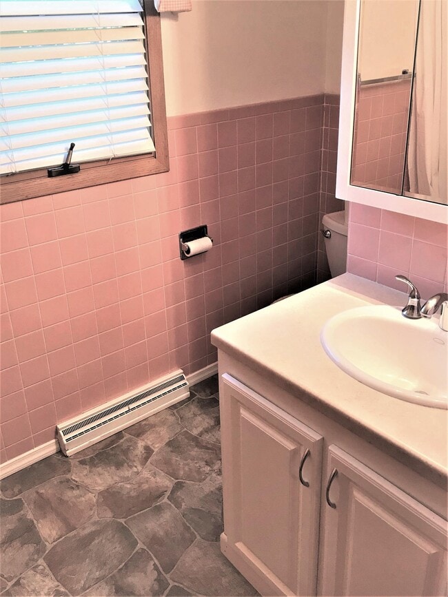 Building Photo - 5806 Tolman Terrace