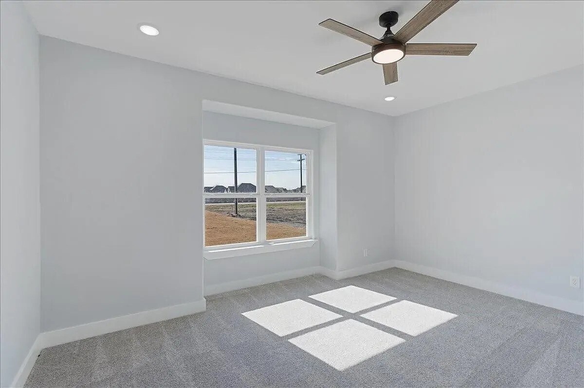 Building Photo - 2355 County Road 376