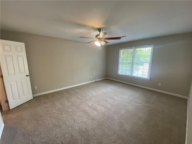 Building Photo - 1260 Sagewood Dr